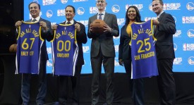 勒布朗·詹姆斯调侃乔丹引燃GOAT之争与抱团争议